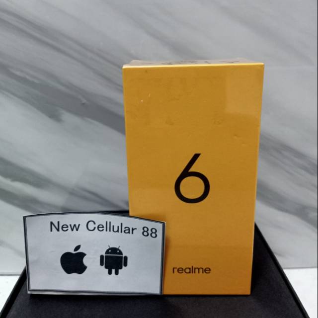 Realme 6 Ram 4 Internal 128GB - Garansi Resmi