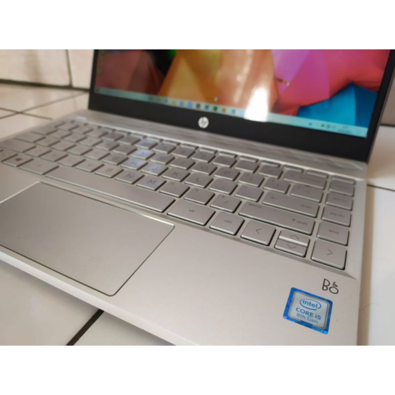 Hp pavilion 13 an0012tu Core i5 8265uRAM 8SSD 256