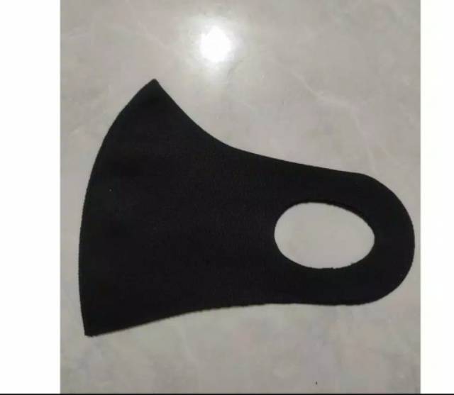 Masker kain scuba