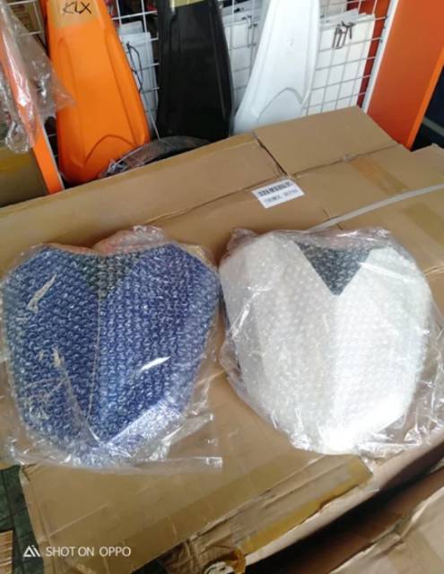 single seat yamaha r15 v2 vnd / cover jok r15 v2 / singel seat r15 v2 vnd / cover jok belakang r15