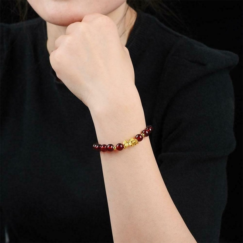 Red Lucky Bracelet Glazed Stone Beaded PIXIU Gold Charm Bracelet for Women Men Wealth Jewelry