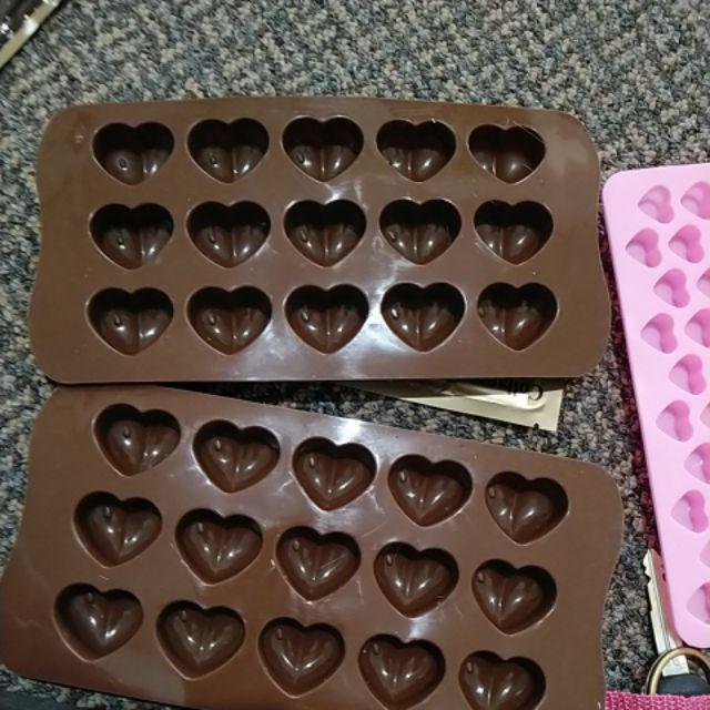 Cetakan Permen Cokelat Kue Model Hati 15 Slot Bahan Cetakan Permen Cokelat Kue Model Hati 15 Slot Bahan