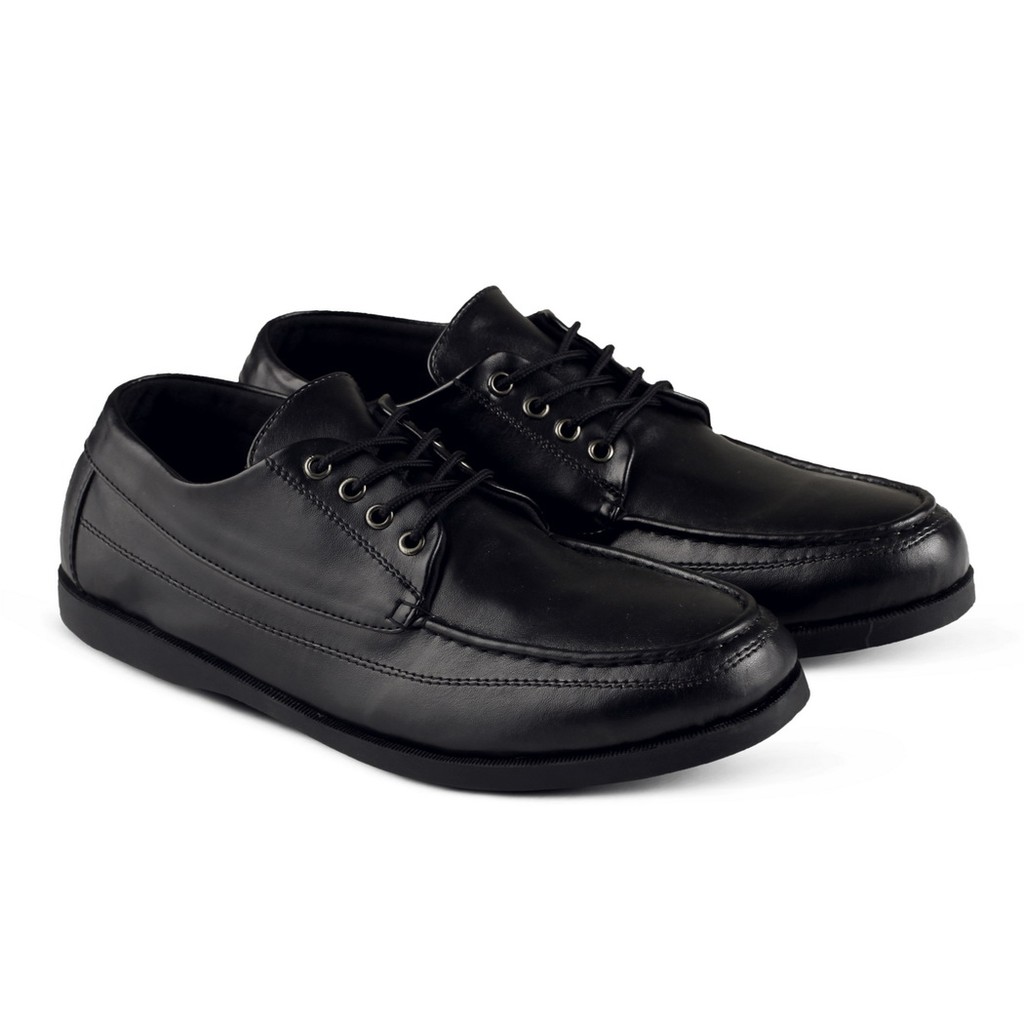 Monday Footwear Beckman Black | Sepatu pria