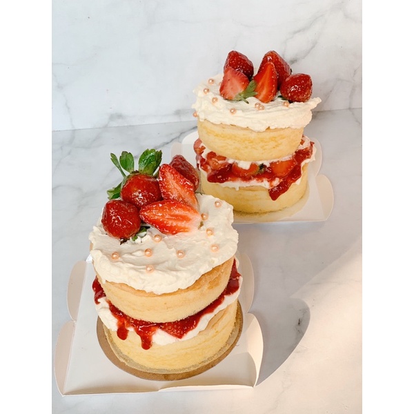 

Strawberry Shortcake free topping kardus cantik topper birthday anniversary pita giftcard