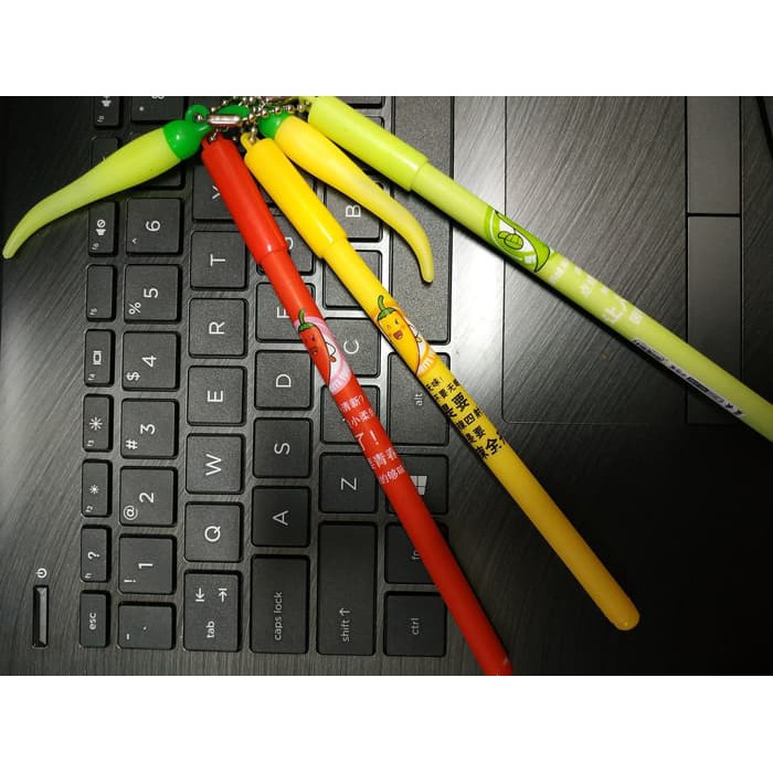 

Pulpen gel CABAI 0 5mm free refillnya