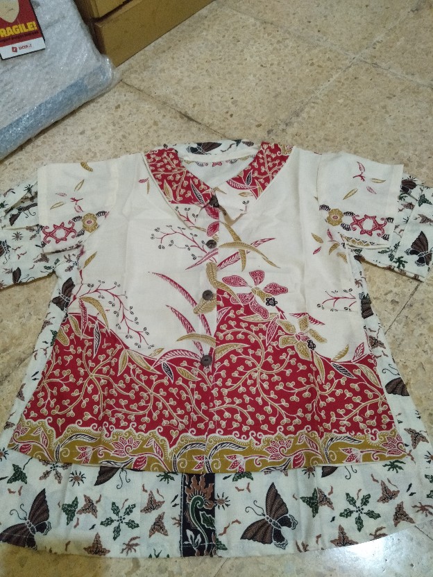 Top Blus Batik Midi Kupu Kupu Cantik Dasar Putih Tidak Luntur Kemeja Batik Anak Perempuan Berkerah