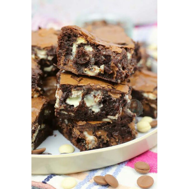 

BROWNIES TRIPLE CHOCOLATTE