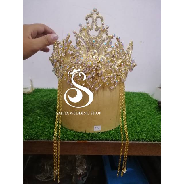 Siger ciki batu tempel besar berjurai