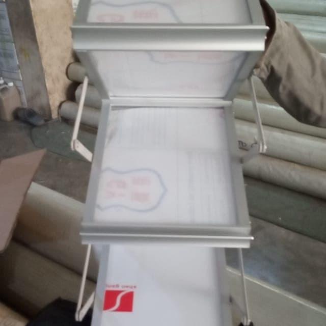 

Display Rak Brosur Susun A4