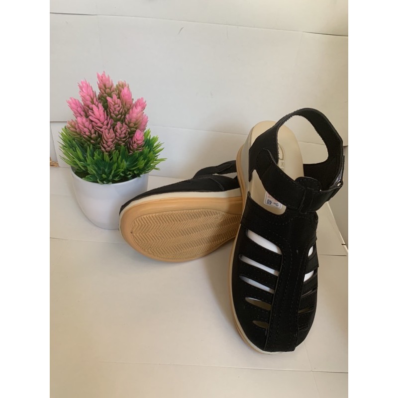 sandal wanita wedges model krawang kickers