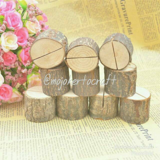 Ranting kayu branch wood tempat foto kartu nama dekorasi rustic wedding