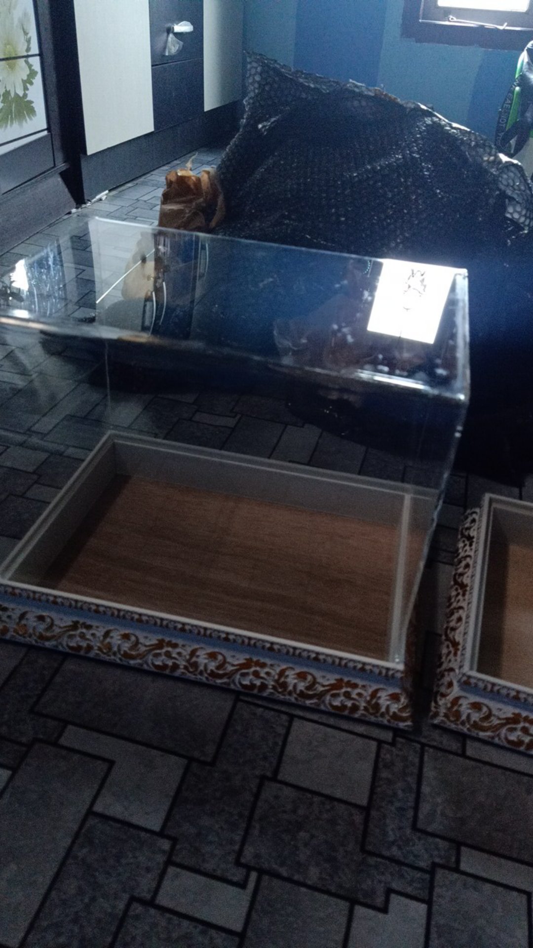 Kotak Hantaran Ukir Fiber Uk. 20x30 & 25x35 Dengan Tutup Akrilik Tebal 2mm - Tempat Seserahan