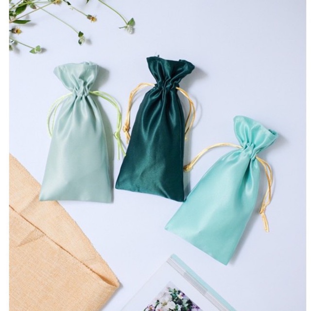 (READYSTOCK) Pouch serut satin 10x15 cm RUMBAI // drawstring satin // kantong serut satin