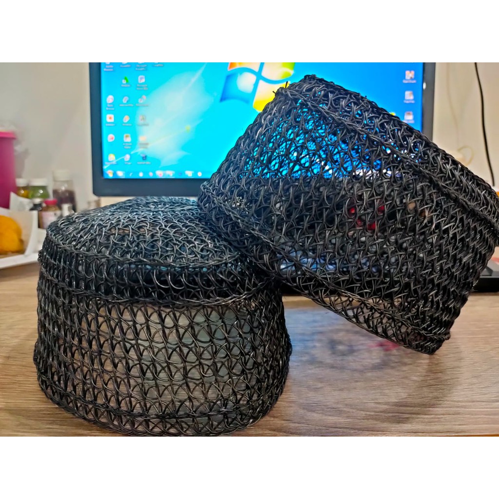 Peci rotan songkok hitam khas Kalimantan