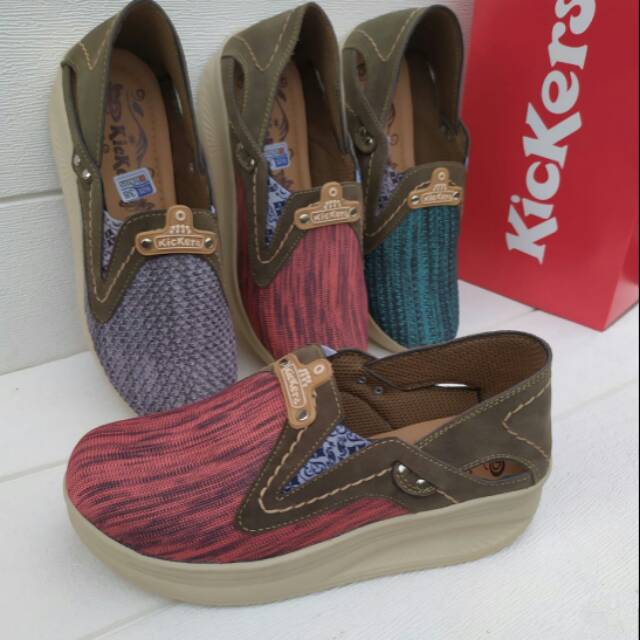  Sepatu  Wedges wanita  terbaru  merk Kickers  size 37 40 