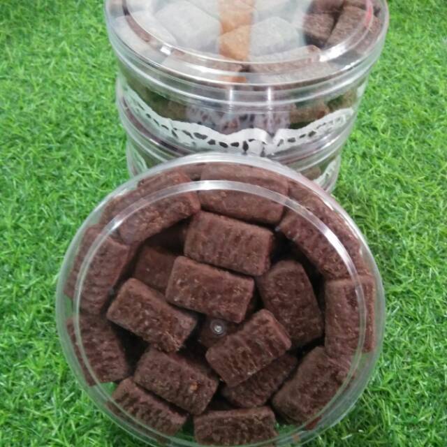 

Coklat Delfi cheewezzz 350 gr Repackingg!!! stokkk terbatasssss!!!!!