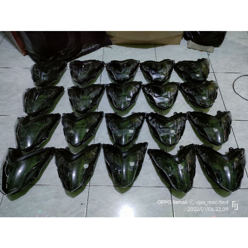 BATOK BELAKANG DAN MIKA LAMPU NEW SONIC150R / REFLEKTOR NEW SONIC150R KOSONGAN