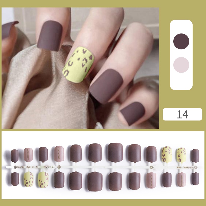 24pcs / Set Kuku Palsu Akrilik Matte Sensual Untuk Nail Art