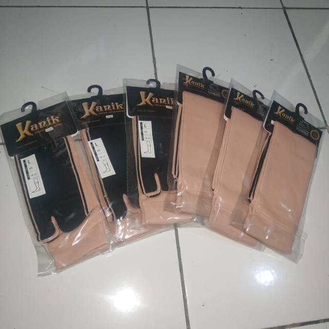 Kaos Kaki Kanik Jempol Panjang (L)