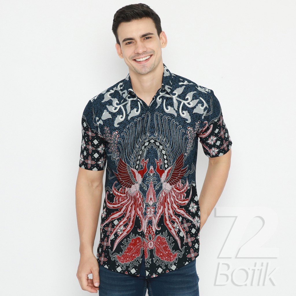 BATIK COUPLE KELUARGA  Alonso Kemeja Rok Lilit Istan Batik Pria Lengan Panjang Slimfit Premium Biru 722408 Cap 72 - Baju Kemeja Atasan Pakaian Batik Couple Cople Pria Cowok Laki Laki Remaja Keluarga Lengan Panjang Modern Slimfit Premium Kekinian