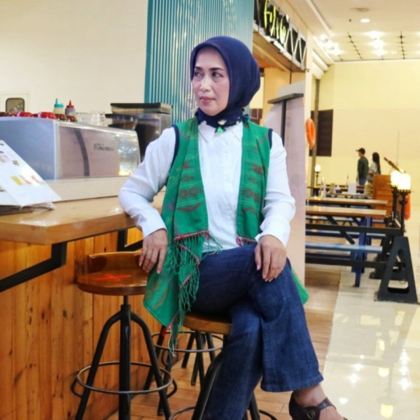 Dijual outer tenun ulos BATAK - Hitam Limited