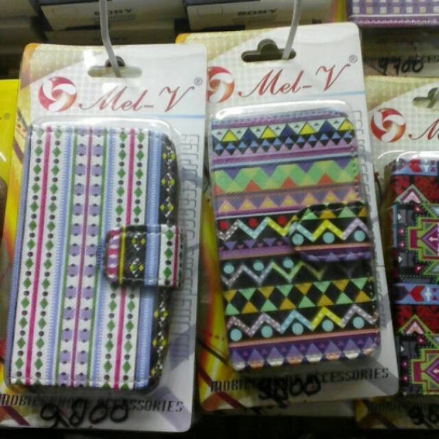 Flip cover case motif blackberry 9800