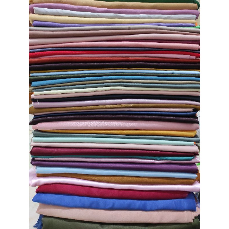 Perca Kain Satin ¼ Kiloan