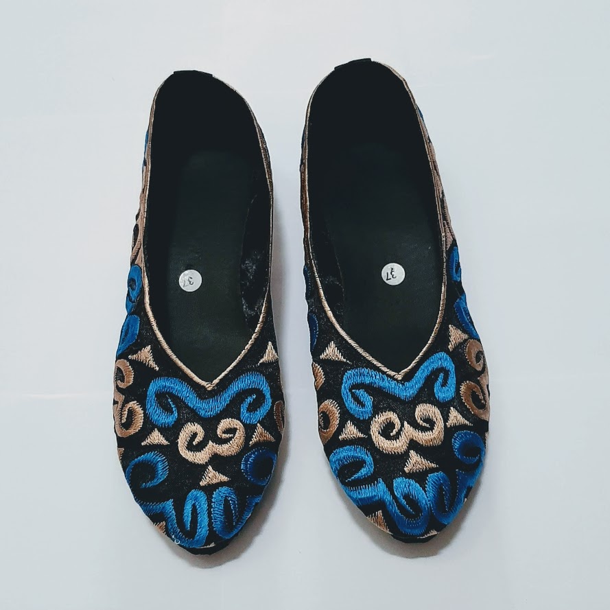 etnik fashion sepatu wanita flat slip on bordir kumis biru