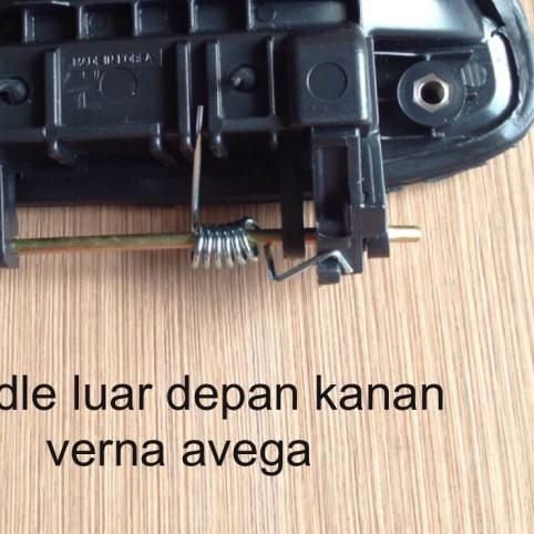 ✧ Handle Luar Depan Kanan Hyundai Verna Avega ➳