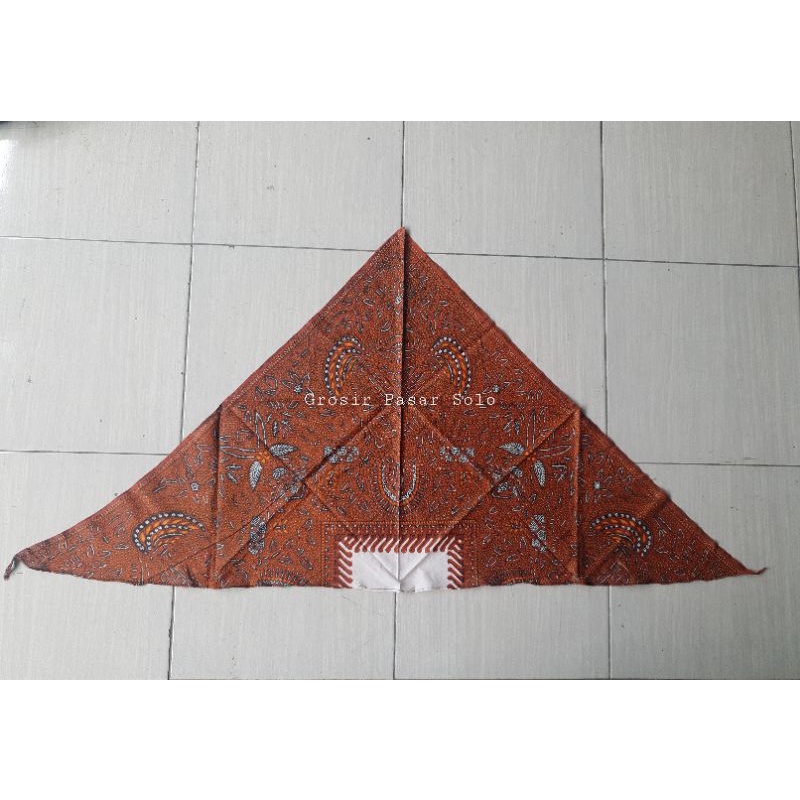 Iket segitiga / iket segitiga jawa / iket udeng segitiga banyak motif / slayer batik