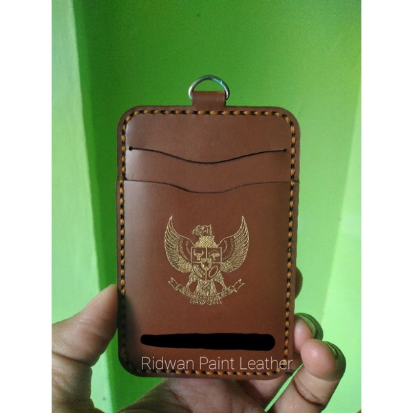 

Jasa lukis id card gold