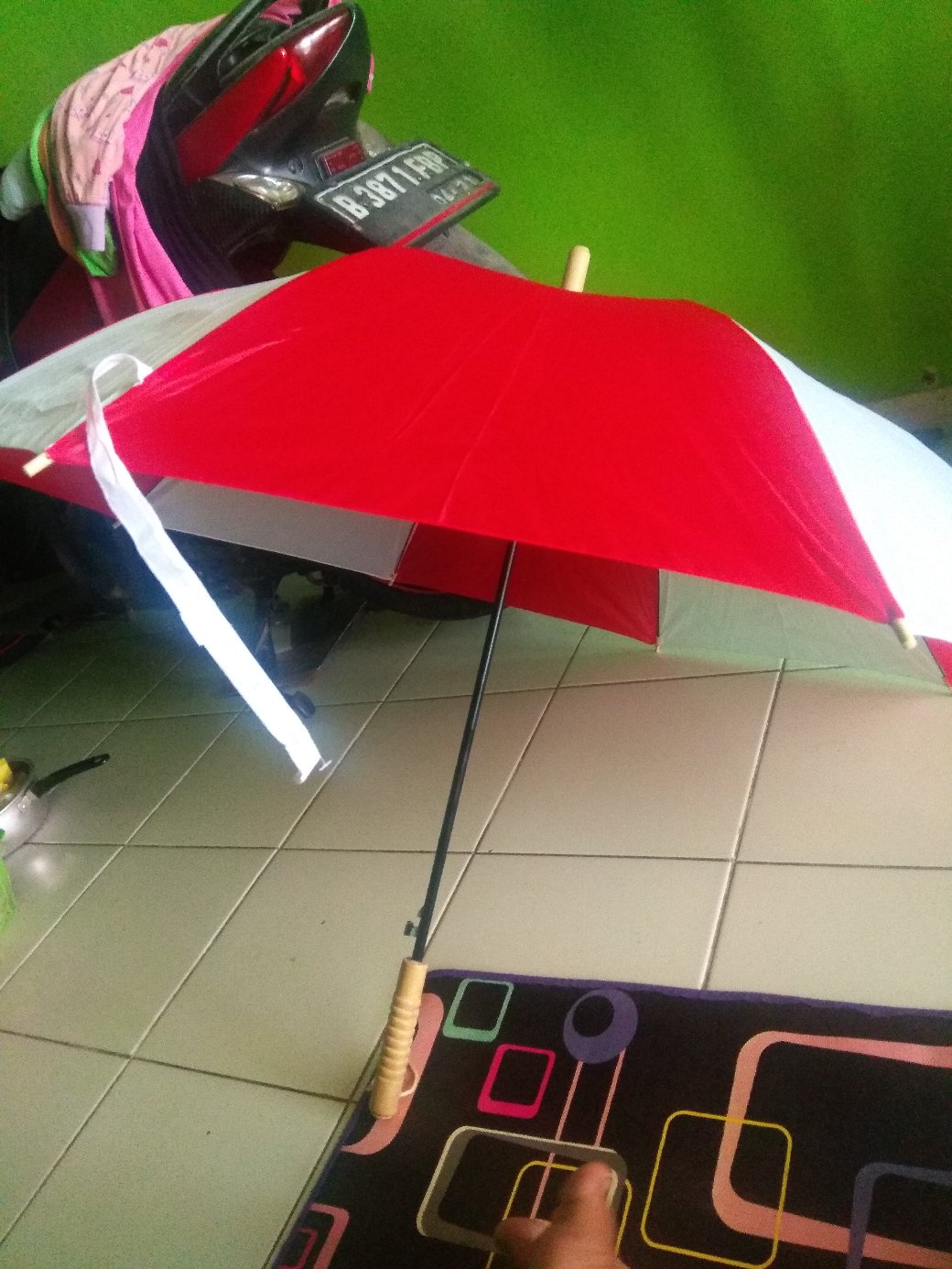 Payung Tongkat Bicolor Merah Putih  Kombinasi Promosi Murah Supplier Hut Ri 17an 17 Agustus Sablon