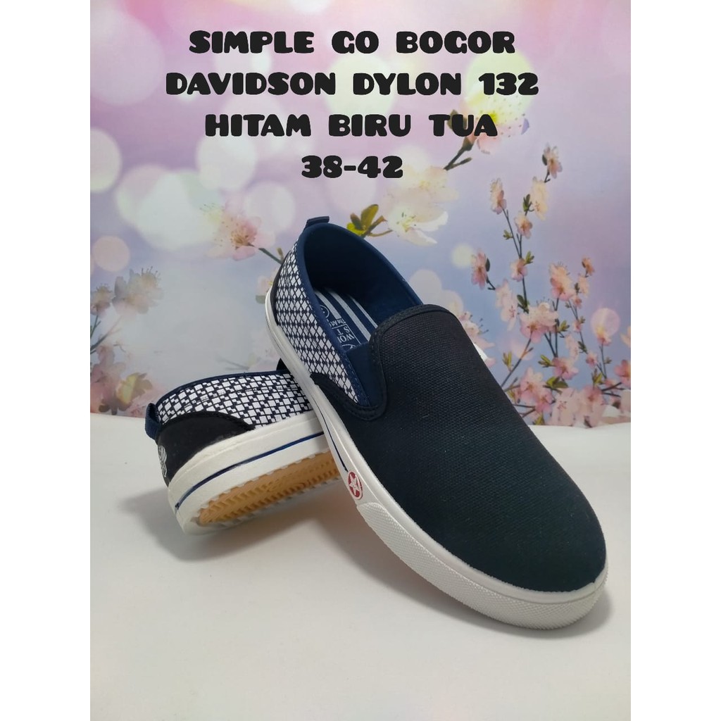 SEPATU PRIA SLIP ON DYLON UK.38-42