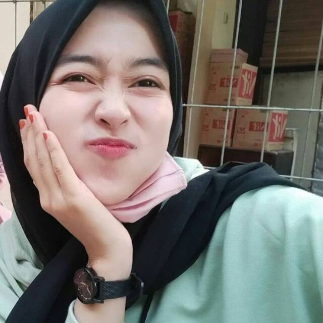 almira_anastasya.