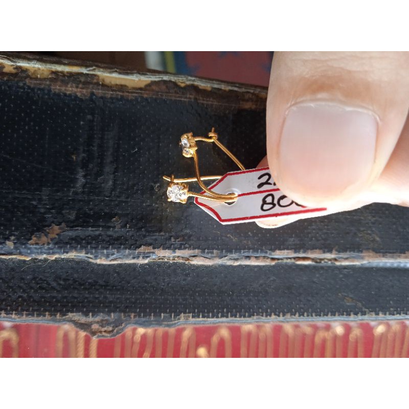 anting emas 22 karat