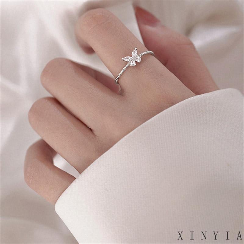 Cincin Model Terbuka Desain Kupu-Kupu Aksen Berlian Untuk Wanita