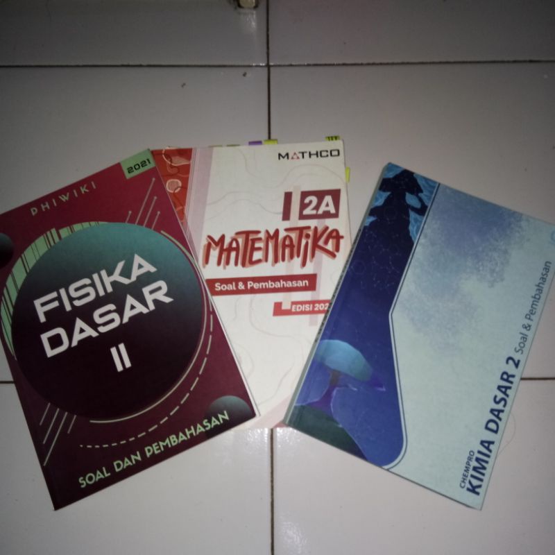 Buku latihan soal TPB ITB : Mathco, chempro, phiwiki