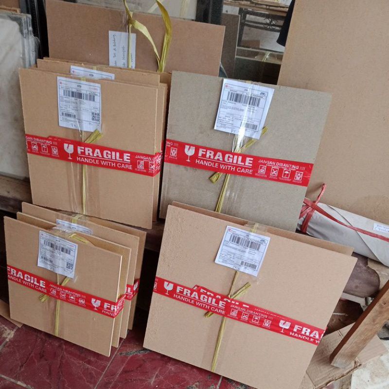 cermin bulat D30cm/cermin dinding/ada tali gantungan nya/cermin gantung/cermin kamar mandi/cermin wastafel/cermin rias.-3