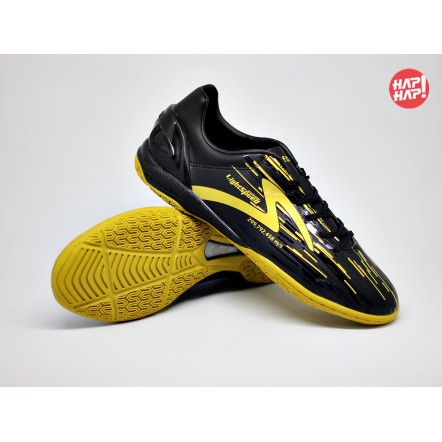 SEPATU FUTSAL SPECS Specs Accelerator Lightspeed IN “BlackGold”