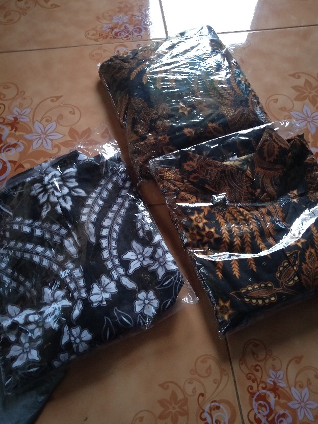 Maura Couple - Sania Ruffle Batik Couple