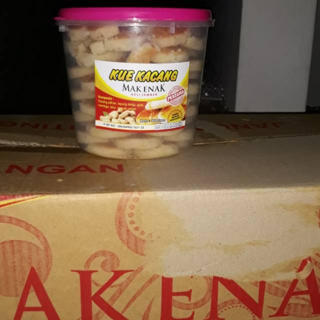 Kue kacang mak enak