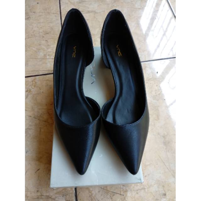 Sepatu VNC (second)