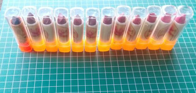 Lipstick / Lipstik Moisturize Rasa Buah + Vitamin C (WaterProof)