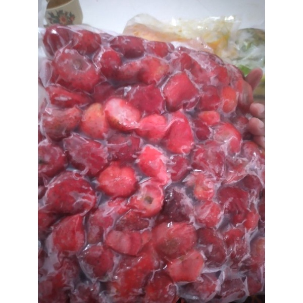 

strawberry frozen