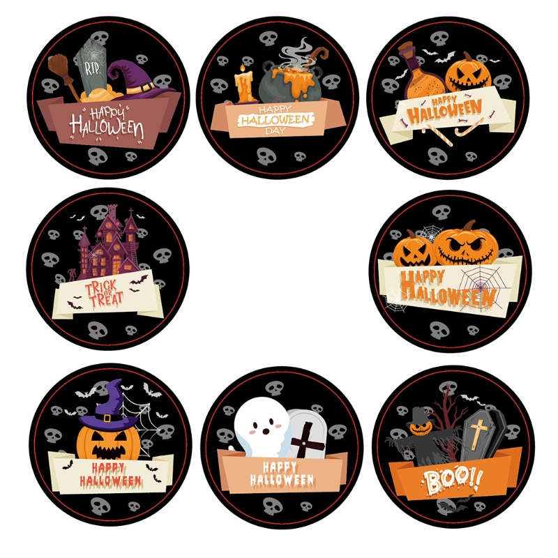 500pcs / roll Stiker Label Desain Happy Halloween 8 Desain Untuk Dekorasi