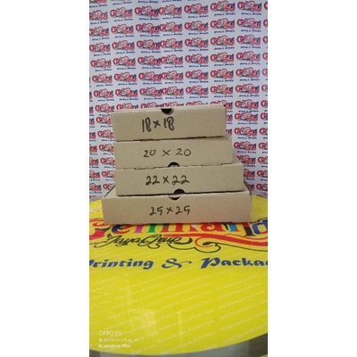

KARDUS Die_cut HAMPERS/BOX PIZZA 22*22*4,5cm BAHAN KARTON EFLUT POLOSAN