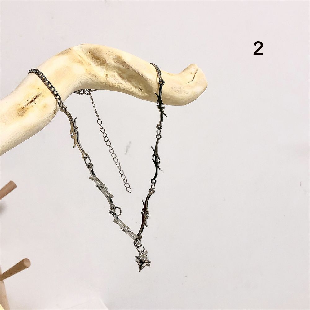 ROW Charm Spider Pendant Vintage Thorns Pendant Jewelry Gift Women Goth Vintage Punk Fashion Round Bead Clavicle Necklace