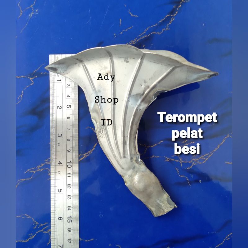 Ornamen pagar besi motif bunga terompet ukuran 15x15cm