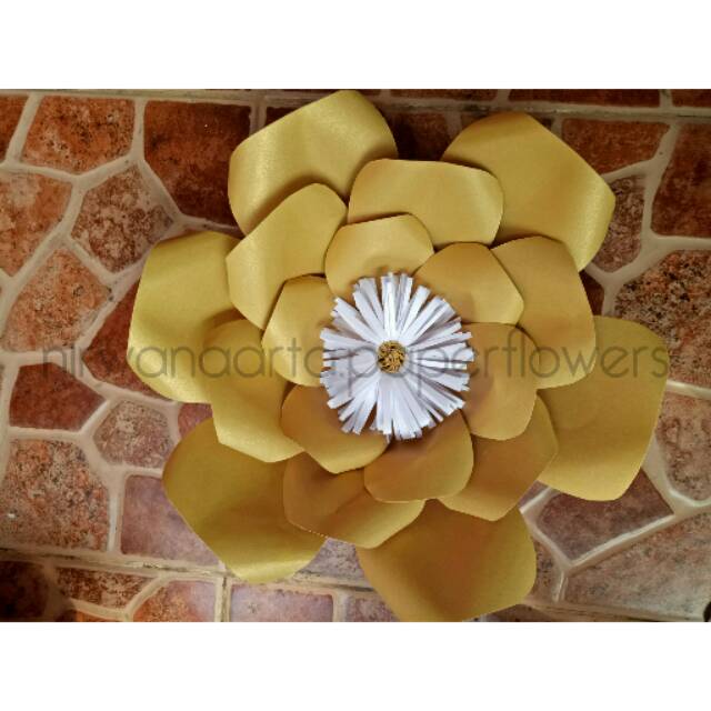 

Paper Flower Size Small