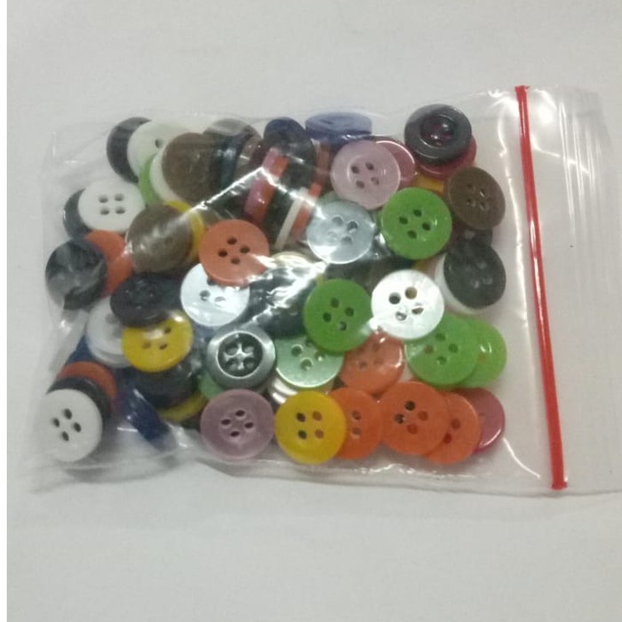 kancing warna warni 11mm lobang 4 isi 144pcs